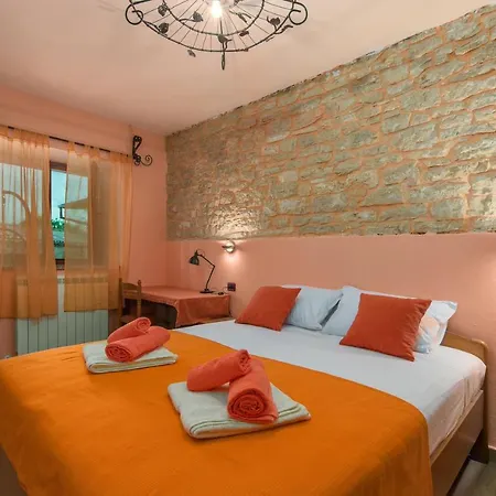 펜션 Holiday House Lepricani *